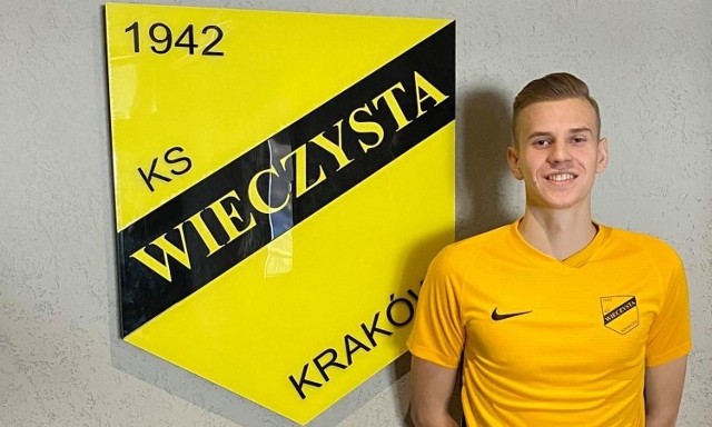 Napastnik Wiktor Piejak w Wieczystej Kraków będzie grał z numerem 15