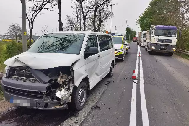 Groźnie wyglądający wypadek w Kątach Wrocławskich.