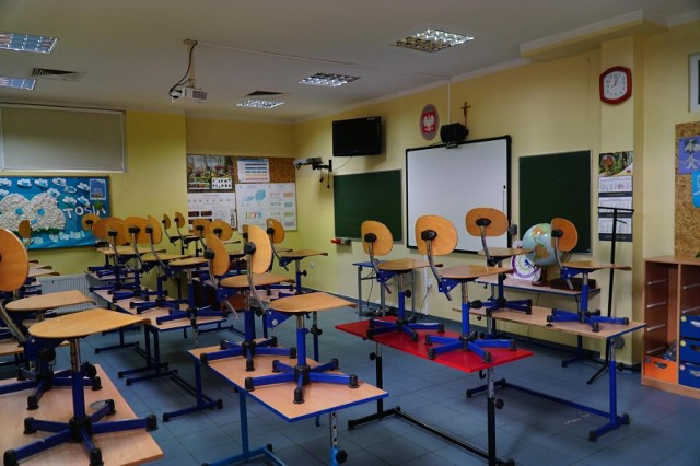 Dwie szkoły w Poznaniu zamknięte z powodu koronawirusa