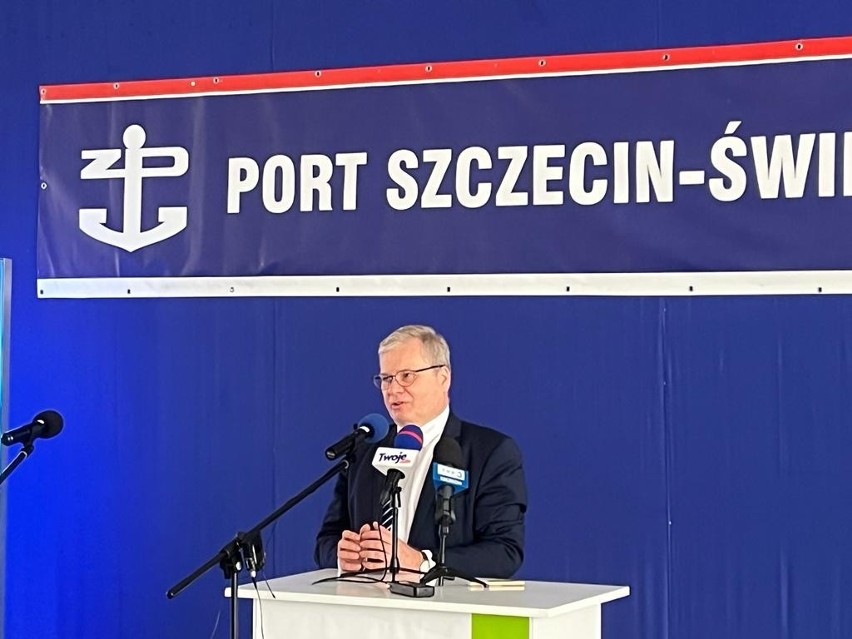 Port w Szczecinie buduje nowe nabrzeża, modernizuje stare, pogłębia Kanał Dębicki i szuka nowych inwestorów 