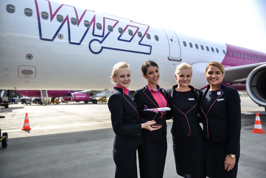 Wizz Air będzie rekrutował w Katowicach stewardessy i...