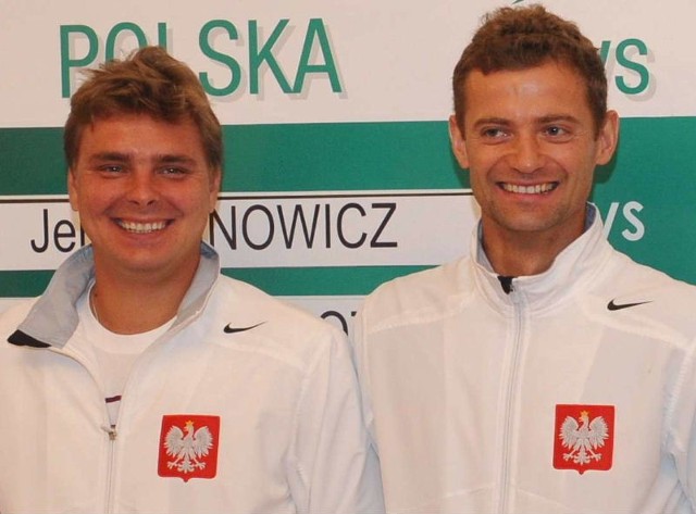 Marcin Matkowski (z lewej) i Mariusz Fyrstenberg. Uśmiechy są w pełni uzasadnione.