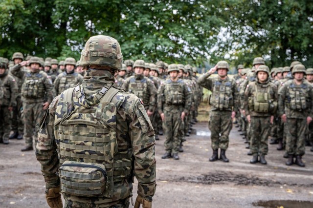 Polska armia liczy obecnie 112 tys. żołnierzy wojsk operacyjnych