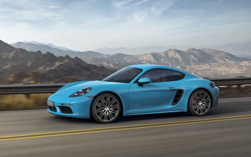 Porsche 718 Cayman...