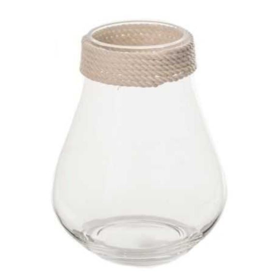 Dla minimalistek sprawdzi się klasyczny szklany wazon z...