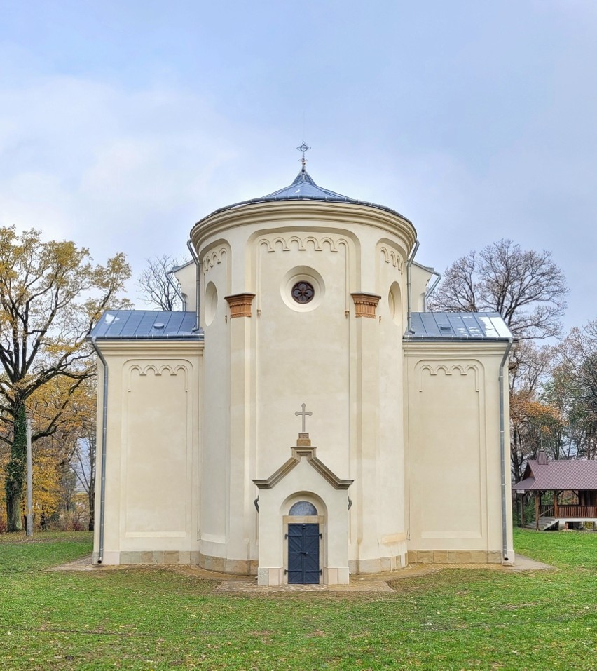 Leśni kościół w Kosienicach.