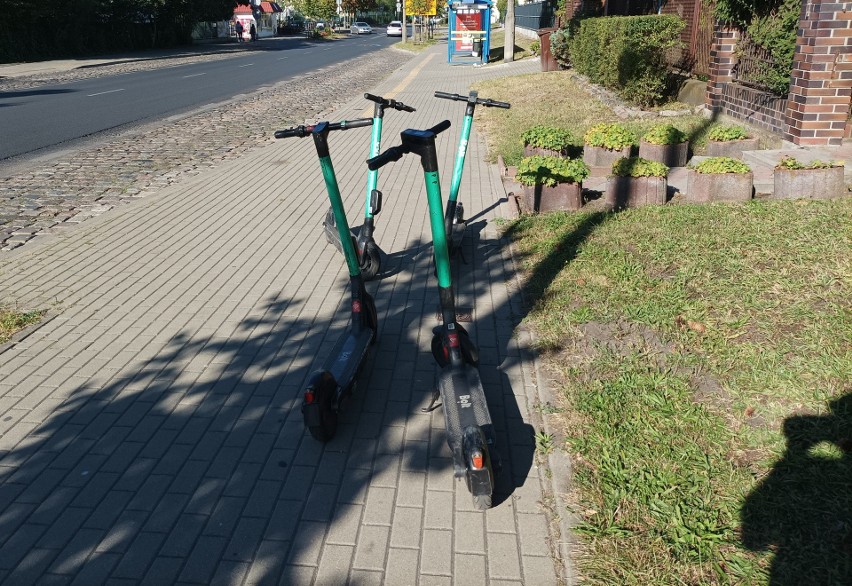 To także parkowanie przy bursie w Bydgoszczy
