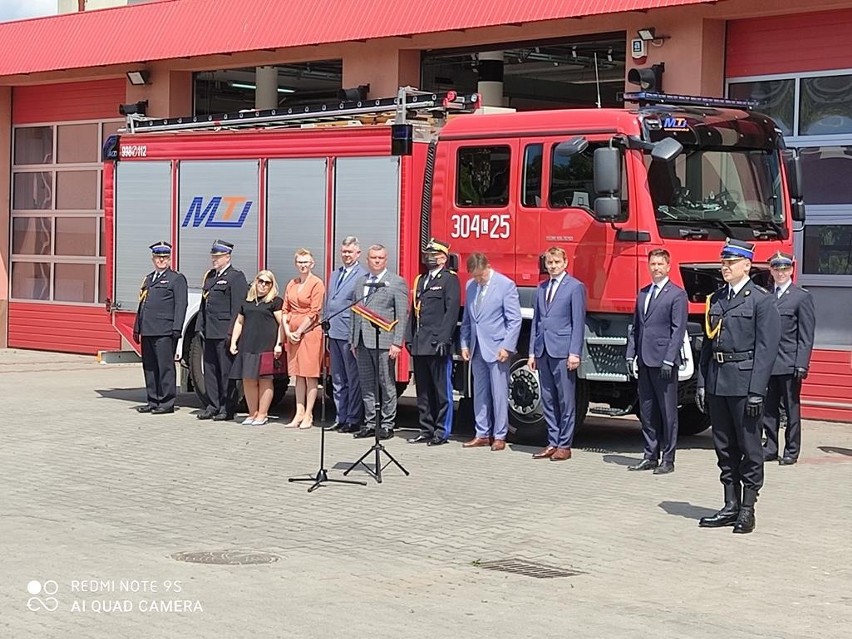 Strażacy z województwa lubelskiego otrzymali promesy na zakup nowych wozów