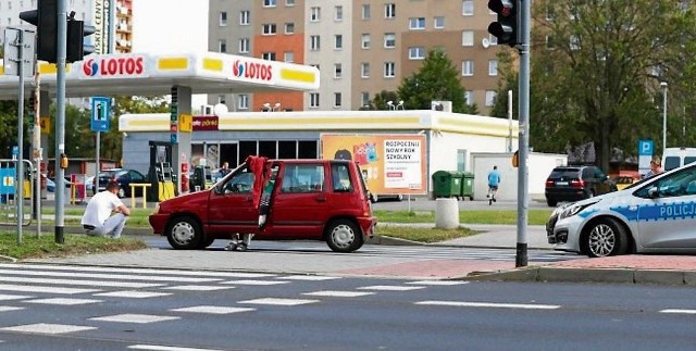 4-letni chłopczyk wypadł z wózka dziecięcego potrąconego przez kierującego daewoo tico. Na szczęście nie doznał poważnych urazów.