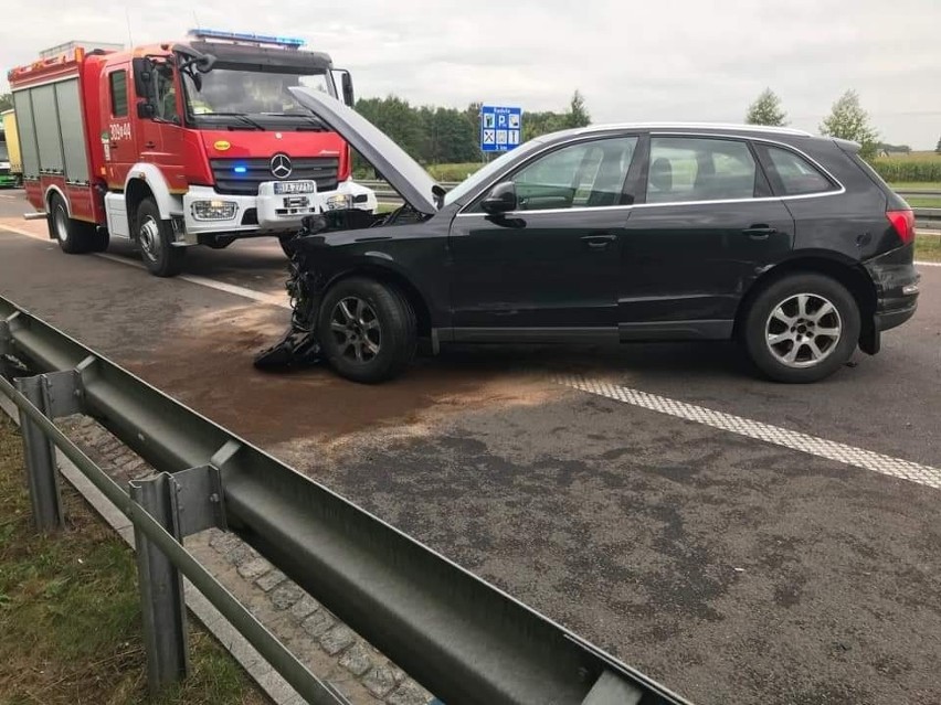 Rzędziany. Wypadek na S8 w kierunku Białegostoku. Jedna osoba poszkodowana [ZDJĘCIA]