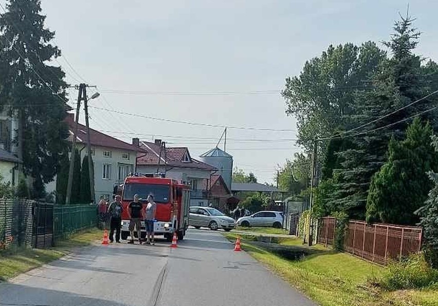 Wypadek w Bobrownikach pod Łowiczem. 22-latka potrąciła śmiertelnie swojego chłopaka. Między parą doszło do sprzeczki...