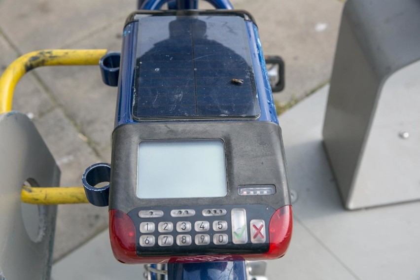 Kraków. Ponad 80 uszkodzonych rowerów miejskich. Sprawę bada policja