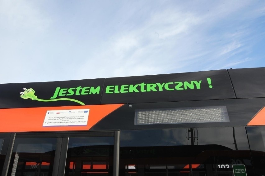 Opole kupi kolejne autobusy elektryczne. Miasto otrzymało 20...