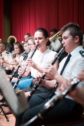Osięciny - orkiestra dęta ma 35 lat. Doświadczenie seniorów plus zapał młodzieży - i wszystko gra! 