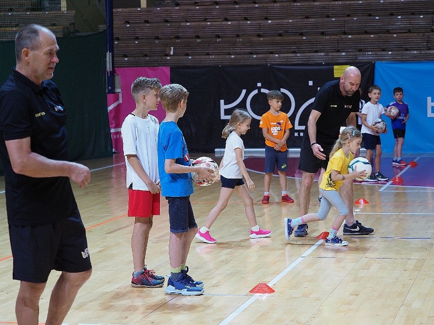 Miejski Ośrodek Sportu i Rekreacji zaprasza na wakacyjne zajęcia dla dzieci, młodzieży i dorosłych