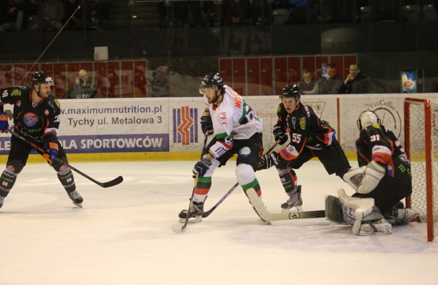 Hokej na lodzie: GKS Tychy - Ciarko Sanok 5:2