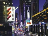 Megareklama firmy Inglot na Times Square w Nowym Jorku