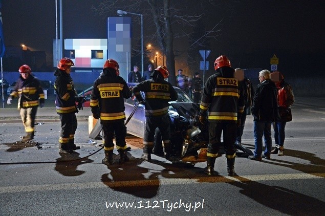 Do wypadku na skrzyżowaniu ulic Katowickiej z Wiązową i...