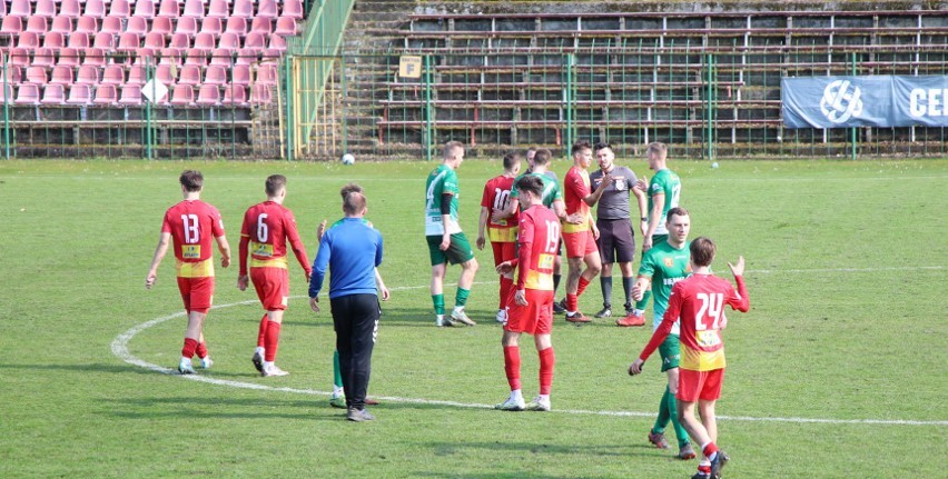 Korona II Kielce wygrała derby z Orlętami