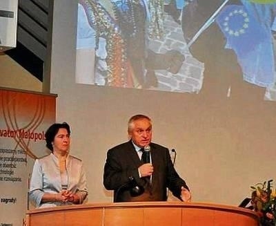 Dyrektor CTT Jadwiga Widziszewska i rektor PK prof. Kazimierz Furtak podczas Gali Innovatora Małopolski 2012 Fot. Jan Zych