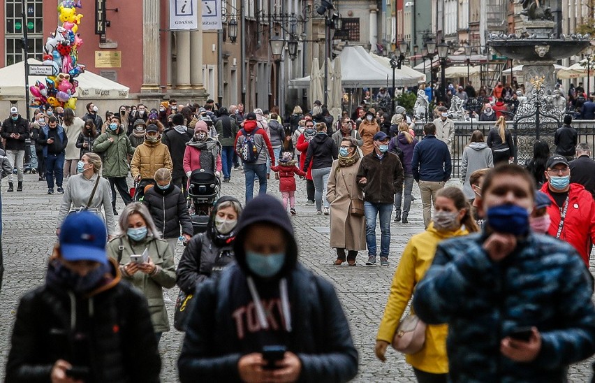 Czerwona strefa nie odstraszyła gdańszczan, którzy wylegli na sobotni spacer. Zdjęcia