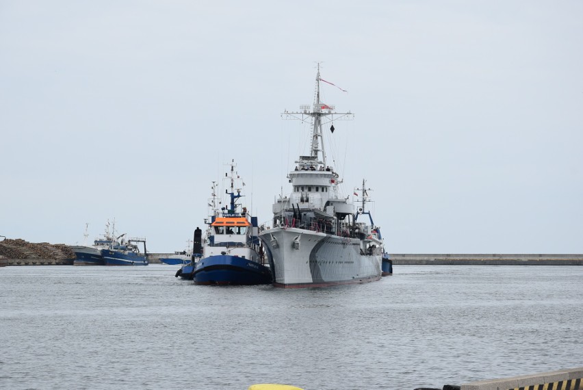 ORP „Błyskawica” już w nowych, historycznych barwach z 1942...