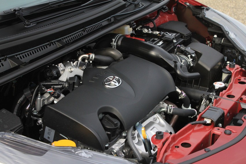 Test Toyota Yaris  1.5 Dual VVT-iE...