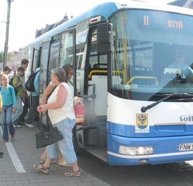 Przystanek Piłsudskiego - Delikatesy to jeden z najważniejszych w mieście. Autobusy linii nr 8 będą się tu zatrzymywać.