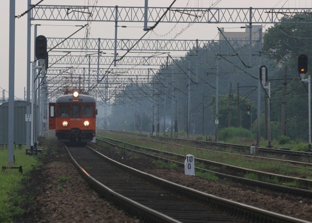Wczoraj w Sosnowcu wykoleiła się lokomotywa pociągu towarowego