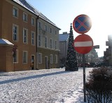 W namysłowskim rynku nadal będzie zamknięty przejazd po zachodniej stronie ratusza