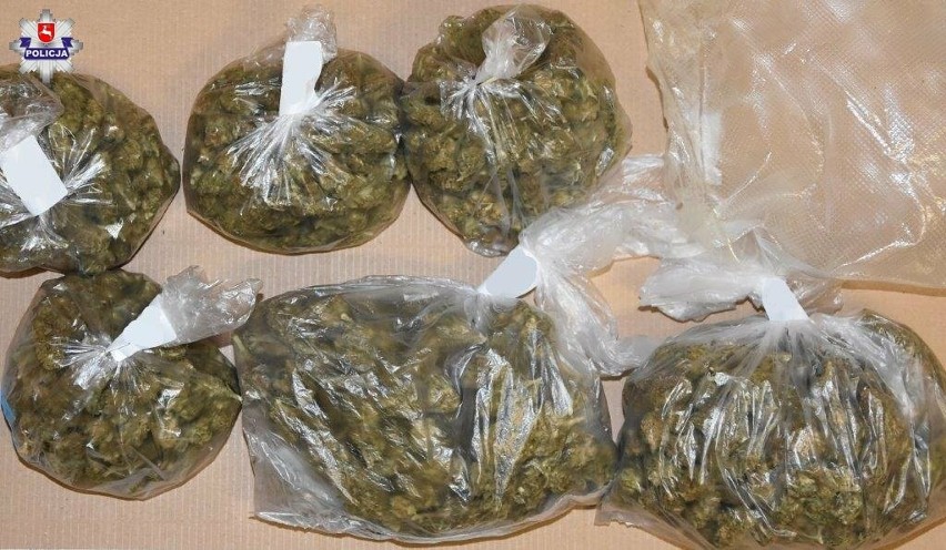 Mieszkańcy Parczewa zatrzymani za posiadanie 2,5 kg narkotyków