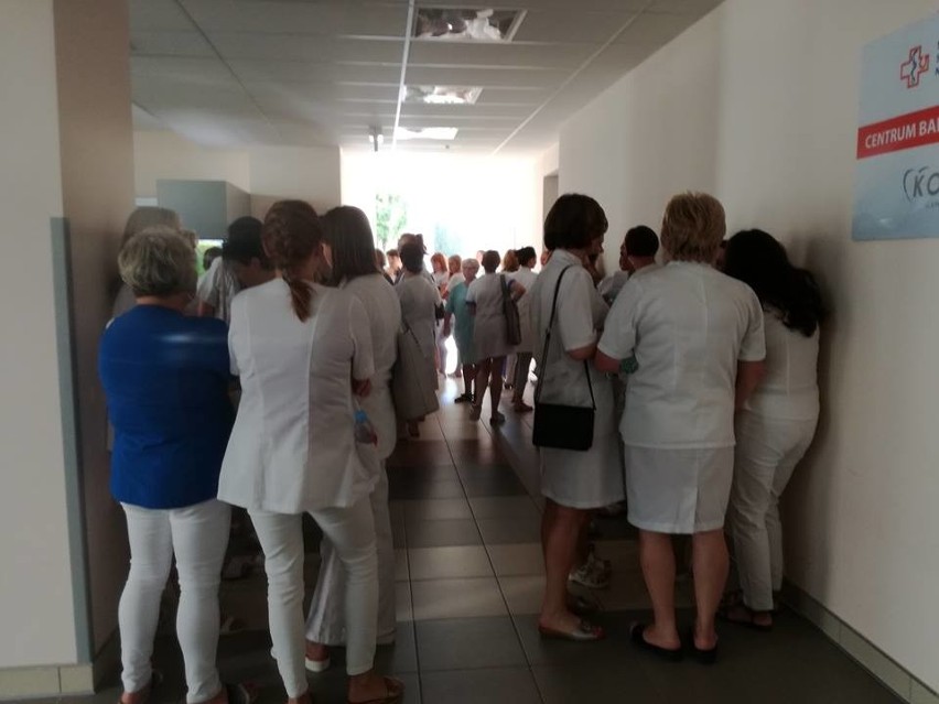 Strajk pielęgniarek w Lublinie. W szpitalu przy Jaczewskiego pielęgniarki odeszły od łóżek pacjentów 