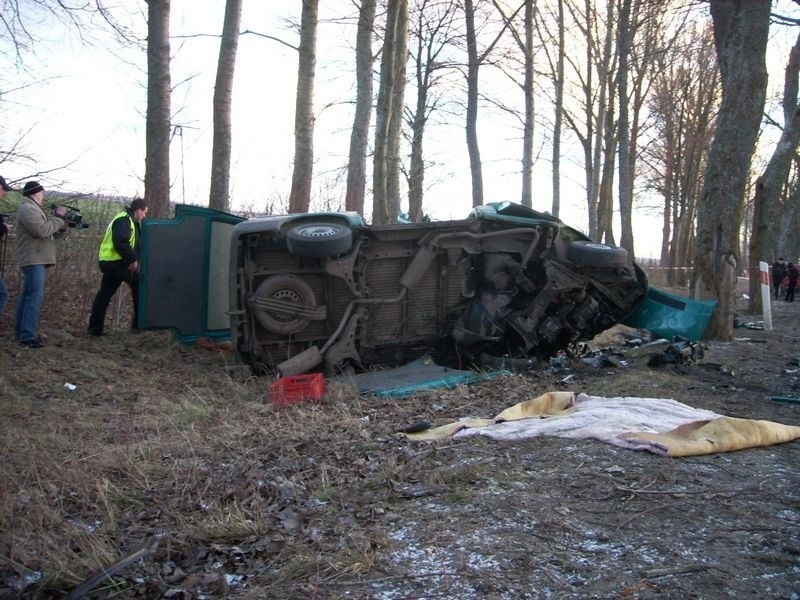 Jedna osoba nie zyje, a ośmiu rannych trafilo do szpitala....