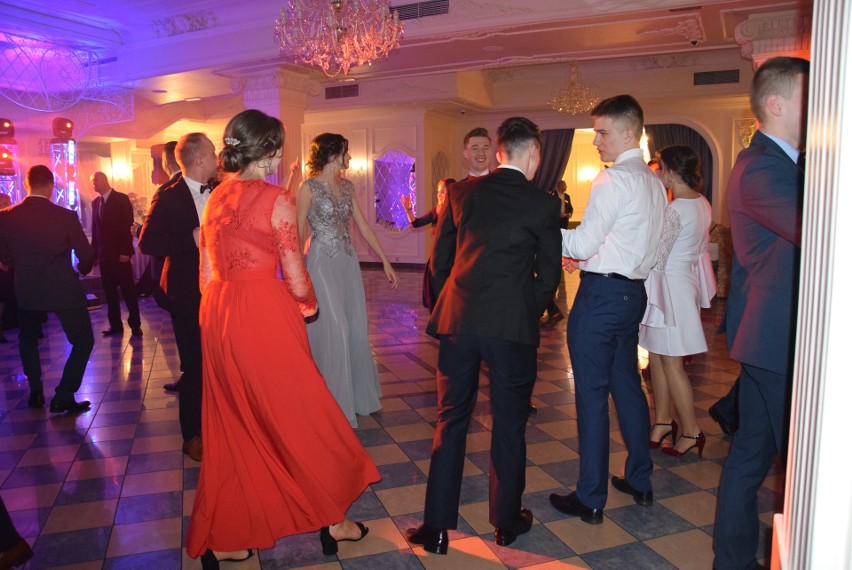 Studniówka 2019 Bal LO Mońki w Dworze Czarneckiego [ZDJĘCIA, WIDEO]