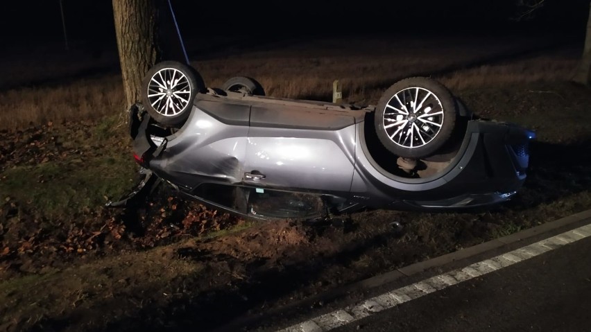 Poważny wypadek na drodze krajowej nr 21 nieopodal Zielina na trasie Słupsk-Miastko. Utrudnienia w ruchu