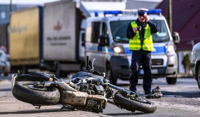 Dzisiaj rano strażacy otrzymali wezwanie do wypadku w...