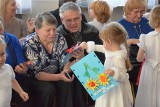 Gorlice. Dzień Babci i Dziadka w Słonecznym przedszkolu - mnóstwo życzeń, wzruszeń i radości