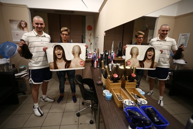 Grzegorz Kijowski i Magdalena Przybyszewska promują akcję "Daj włos".