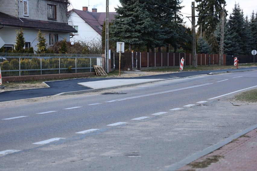 Ostrów Mazowiecka. Termomodernizacja Szkoły Podstawowej nr 4 i budowa ścieżki rowerowej na Sikorskiego. Zdjęcia