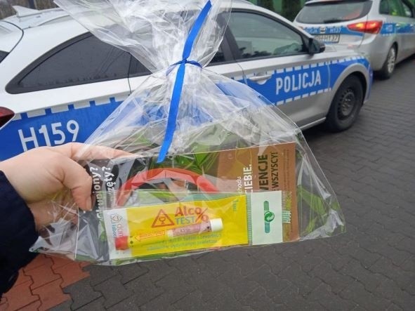 Gmina Belsk Duży. Policjanci promowali bezpieczne zachowania za kółkiem oraz trzeźwą jazdę