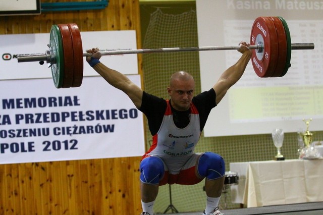 Mateusz Kasina zdobył złoty medal w wadze do 94 kg.