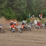 Kilkuset fanów motocrossa na torze Lobo Racing w Przybyszowach rywalizowało w ramach Mistrzostw Polski Strefy Południowej  