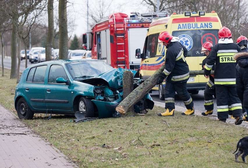 Groźna kolizja na ul. Gdańskiej w Słupsku.