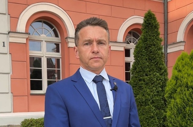 Miłosz Krok na stanowisku burmistrza Brzegu zastąpi Marka Antoniewicza.