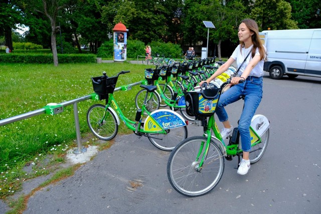 Na początku tegorocznego sezonu roweru miejskiego na użytkowników czekało kilka zmian. Operator chwali, że zdały egzamin, bo liczba kradzieży zmalała, a użytkowników Torvelo nadal przybywa.