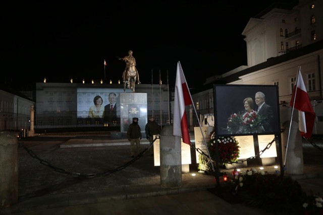 Prokuratura Krajowa wydała komunikat ws. katastrofy smoleńskiej. "Weryfikowane są wszystkie przyjęte wersje zdarzenia".