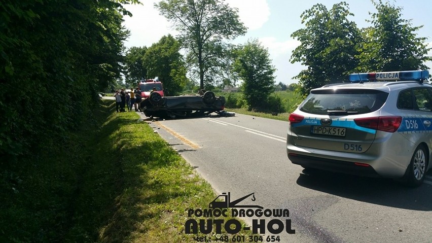 Śmiertelny wypadek w gminie Dzierzkowice: Nie żyje kierowca audi