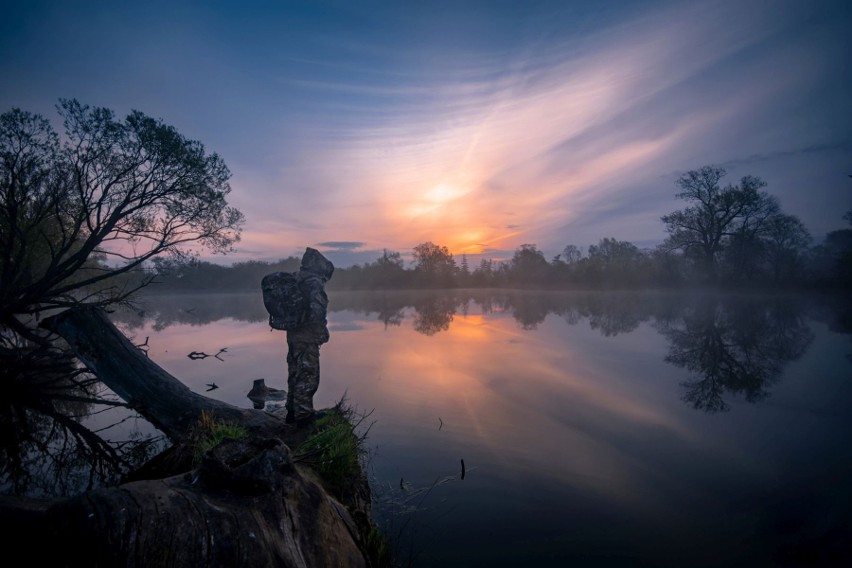 Klimatyczne Ponidzie na zdjęciach Piotra Walerona. Wystawa fotografii w sobotę w Dworku Mikołaja Reja w Nagłowicach