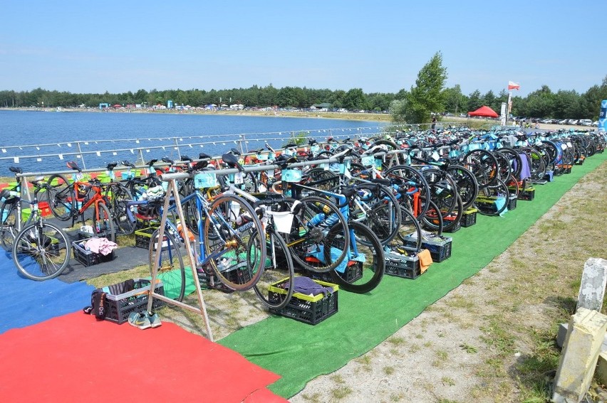 Triathlon Radłów 2019. Pływanie, rower i bieg z udziałem ponad 170 zawodników [GALERIA]