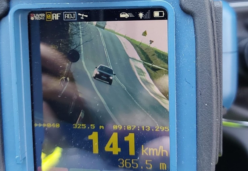 Na DK91 kierowca bmw pędził o 51 km/h za szybko, dostał mandat 1500 zł 